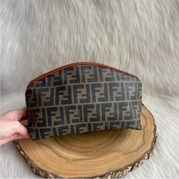 Fendi vintage large cosmetic clutch pouch bag - Picture 8 of 16